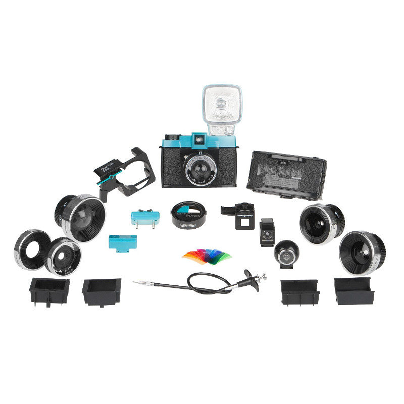 Image of Lomography Diana Deluxe Pack