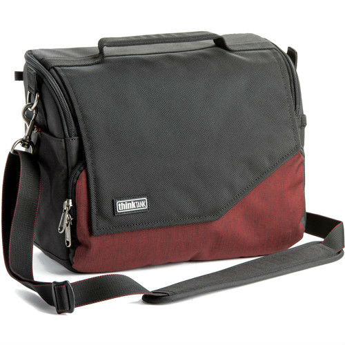 Image of Think Tank Mirrorless Mover 30i deep red