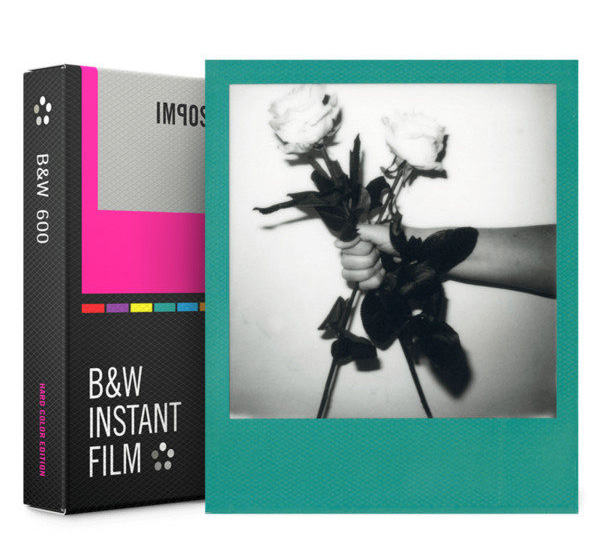 Image of Impossible B&W Film voor 600 Hard Color Frame