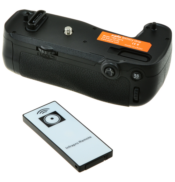 Image of Jupio Battery Grip for Nikon D750