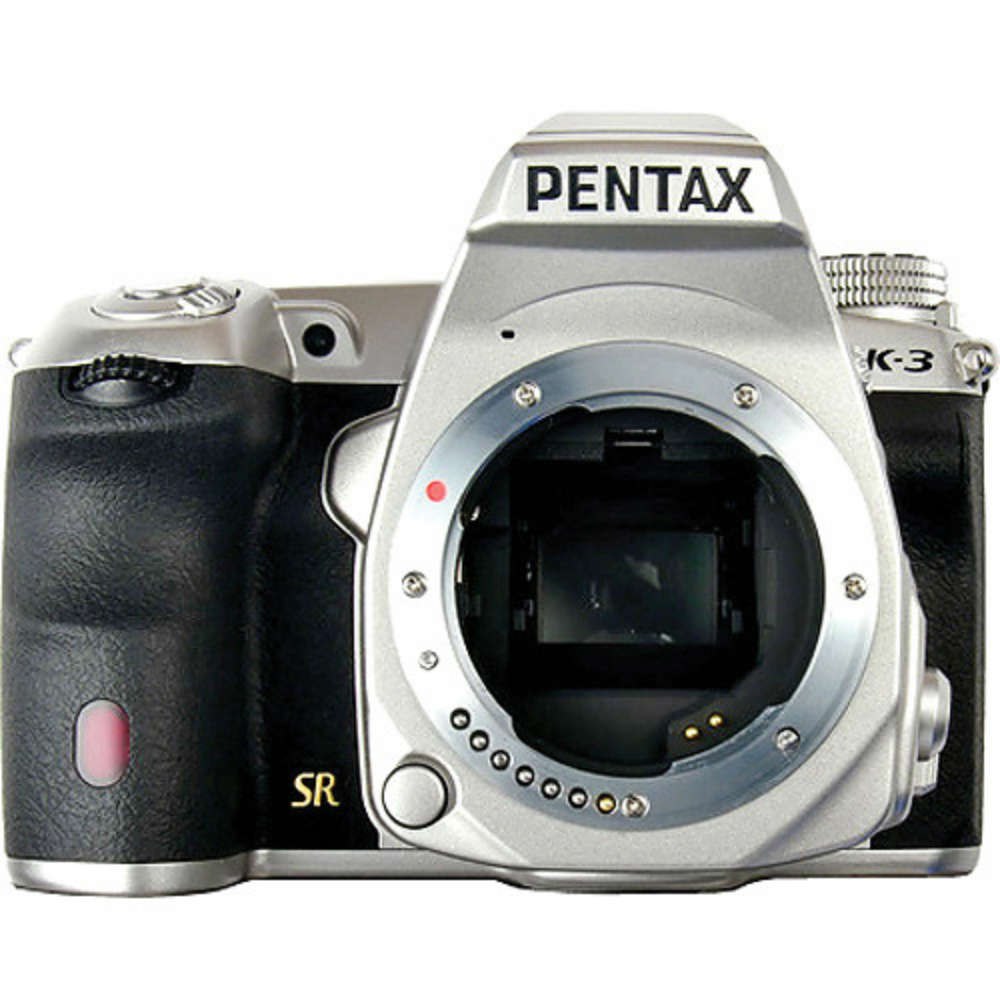 Image of Pentax K-3 zilver limited edition met grip, batterij en lederen riem