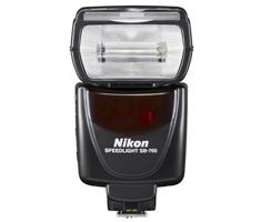 Image of Nikon SB-700 speedlight flitser