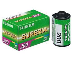 Image of 1x3 Fujifilm Superia 200 135/36